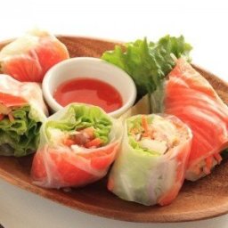 Fresh Spring Rolls with Smoked Salmon