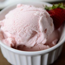 Fresh Strawberry Gelato {i.e. Italian Ice Cream}