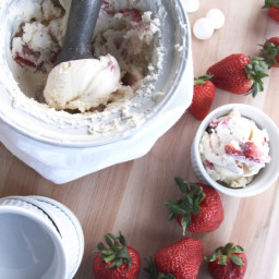 fresh-strawberry-white-chocolate-chunk-ice-cream-1595697.jpg