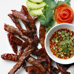 Fried Sun-Dried Beef (Thai Beef Jerky) with Dried Chilli Dipping Sauce from