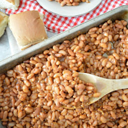 Frijoles estilo horneados o baked beans