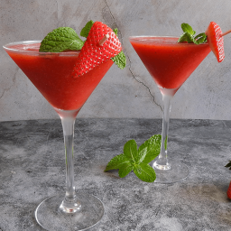 Frozen Strawberry Daiquiri Mocktail Recipe