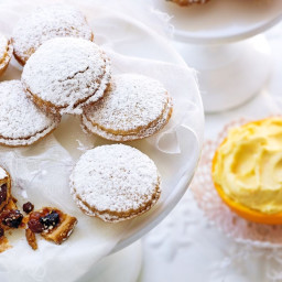 Fruit mince pies with grand marnier butter