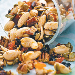 Fruit, nut and seed trail mix