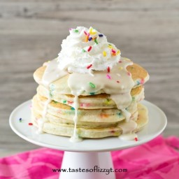 Funfetti Cake Batter Pancakes