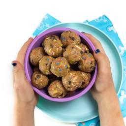 Funfetti Energy Balls for Toddlers + Kids (cooking with kids)