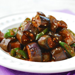 Gaji Bokkeum (Stir-fried eggplants)