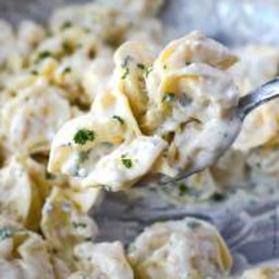 garlic-alfredo-cheese-tortellini-2118646.jpg