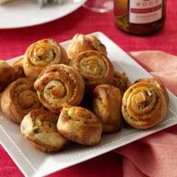 garlic-bread-spirals-recipe-1300251.jpg