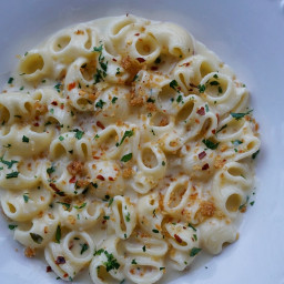 Garlic Butter Baked Brie Pasta