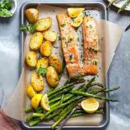 Garlic Butter-Roasted Salmon with Potatoes & Asparagus