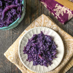 Garlic Ginger Red Cabbage (easy side dish)