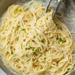 Garlic Parmesan Pasta (One Pot!)