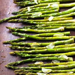 Garlic Roasted Asparagus (Step-By-Step)