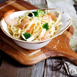 Garlic Shrimp with Pasta