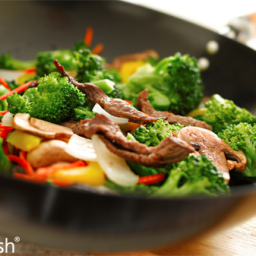 garlicky-beef-broccoli-and-cauliflower-stir-fry-1523385.png