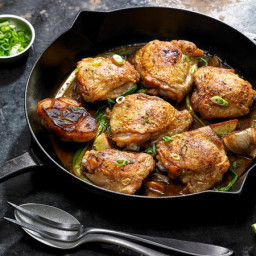 Garlicky Chicken Thighs With Scallion and Lime