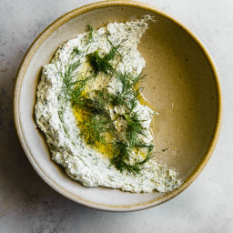 Garlicky Herbed Goat Cheese Spread