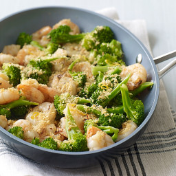 Garlicky Shrimp with Broccoli and Toasted Breadcrumbs