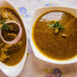 Gavthi Kombdi Rassa (Organic Chicken Curry)