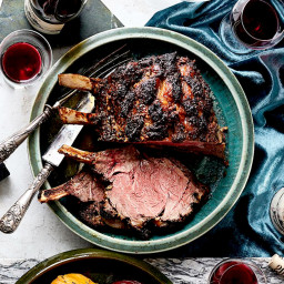 Get Fancy this Holiday with Garlic-Crusted Prime Rib