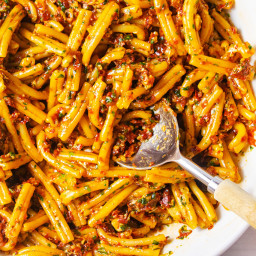 Giada De Laurentiis' Sun-Dried Tomato Pesto Pasta