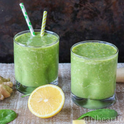 Ginger Smoothie {with spinach, turmeric and lemon}