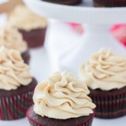 Gingerbread Latte Cupcakes with Molasses Buttercream