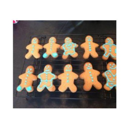 gingerbread-men-2849061.jpg