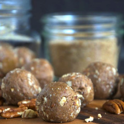 Gingerbread Protein Balls