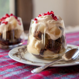 gingerbread-trifle-with-poached-pears-2474014.jpg