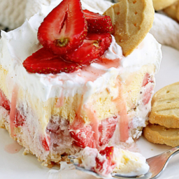 Girl Scout Cookies Strawberry Ice Cream Cake using Trefoils