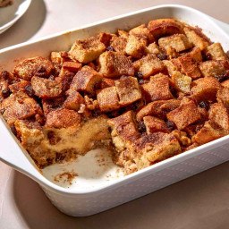 Give Old Bread New Life With This Classic Bread Pudding Recipe
