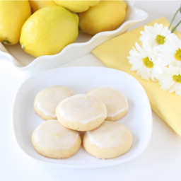 glazed-lemon-cookies-2270834.jpg