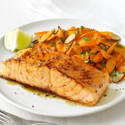 Glazed Salmon With Spiced Carrots