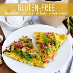 Gluten Free Breakfast Pizza with Hash Brown Crust