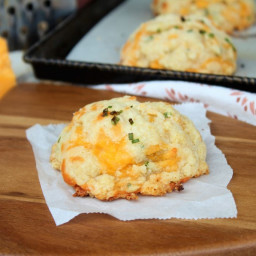 Gluten Free Cheddar Chive Biscuits • The Gluten Free Gathering