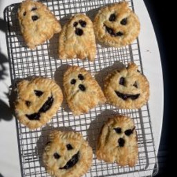 Gluten Free Halloween Blueberry Hand Pies (Ghost and Jack o' Lantern Hand P