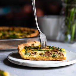 Gluten Free Low Carb Quiche with Almond Flour Crust