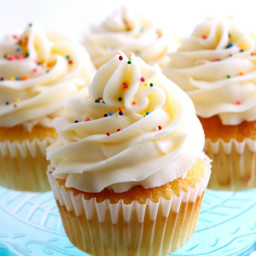 Gluten-Free Vanilla Cupcakes {Dairy-Free Option}