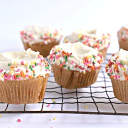 Gluten Free Vegan Funfetti Cupcakes