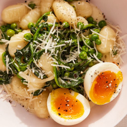 Gnocchi with Peas and Egg