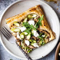 Goat Cheese and Asparagus Tart