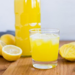golden-beet-lemonade-2107859.jpg