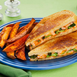 Gooey Broccoli Cheddar Melts with Sweet Potato Wedges & Smoky Red Pepper Di