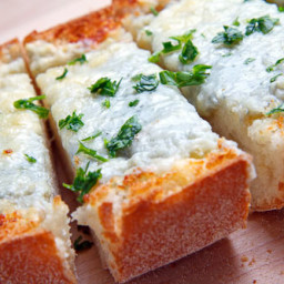 gorgonzola-garlic-bread-2739675.jpg