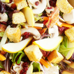 Gourmet Green Salad with Homemade Red Wine Vinaigrette