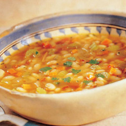 great-northern-bean-soup-recipe-2453805.jpg
