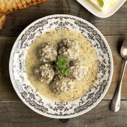 Greek meatball soup – Yuvarlakia