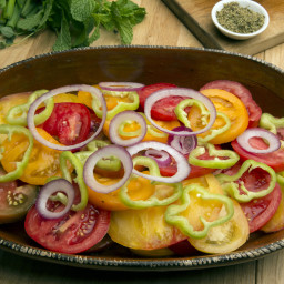 greek-tomato-salad-1720161.jpg